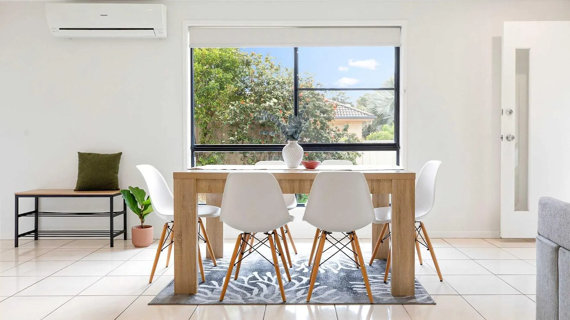 Chic 3-Bedroom Duplex, Air-Con, Pet Friendly Buderim Australia
